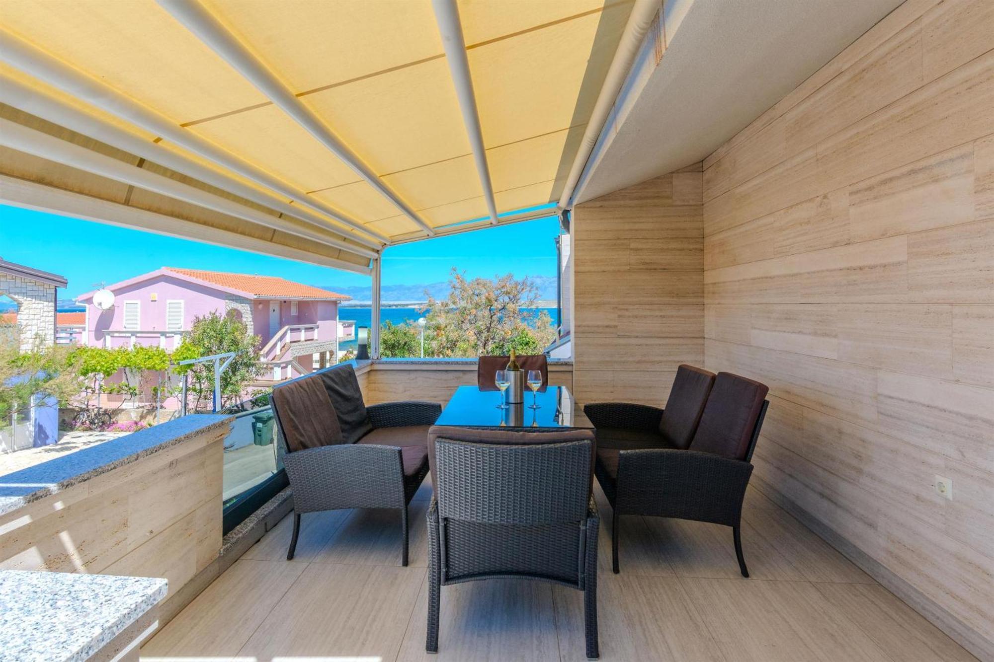 Apartments Lucica Vir Exterior photo