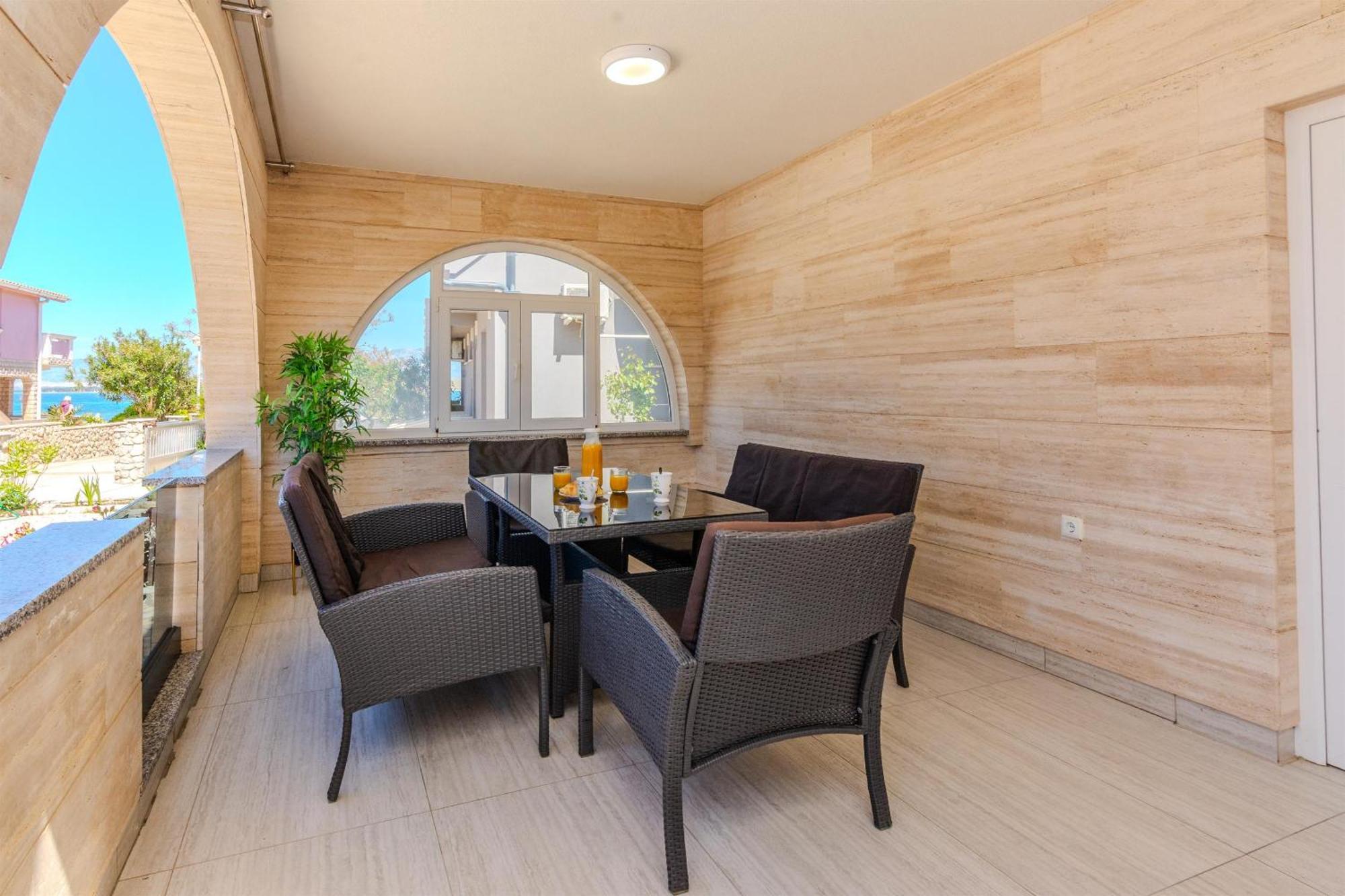 Apartments Lucica Vir Exterior photo